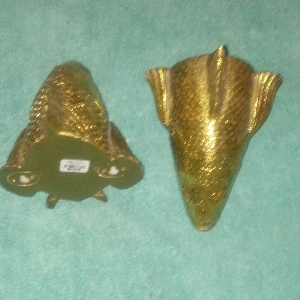Gold Fish Decor Set
